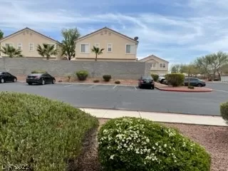 Photo #3: 2384374 Listing