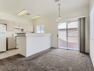 Photo #2: 2384412 Listing