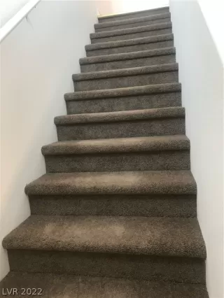 Photo #1: 2384426 Listing 