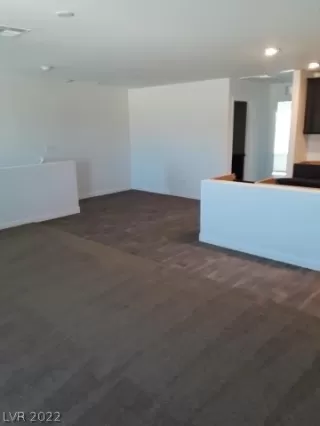 Photo #3: 2384426 Listing 