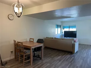 Photo #1: 2384493 Listing