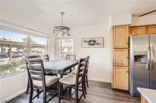 Photo #3: 2384516 Listing