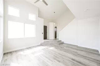 Photo #6: 2384520 Listing 