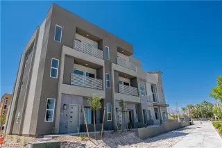 Photo #1: 2384537 Listing