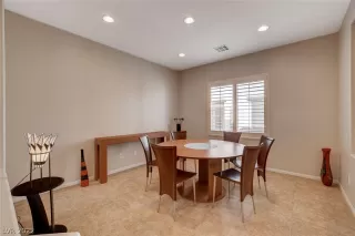 Photo #3: 2384541 Listing 