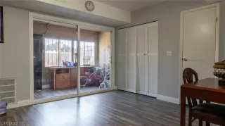 Photo #6: 2384549 Listing