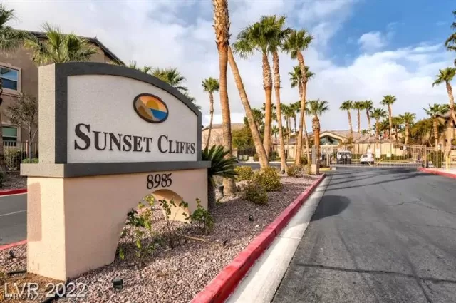 MLS: 2384551 Condo For Sale