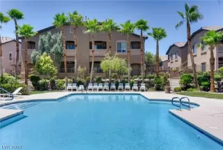 Photo #1: 2384551 Listing