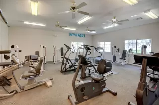 Photo #6: 2384568 Listing 