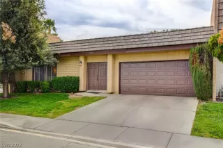 Photo #2: 2384654 Listing