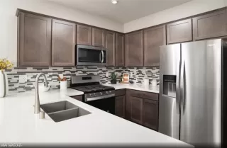 Photo #3: 2384662 Listing 