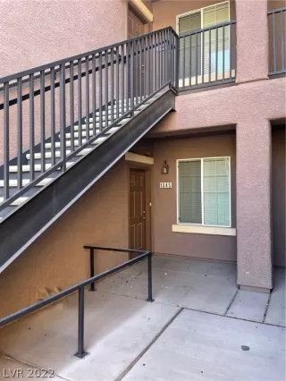 Photo #1: 2384669 Listing