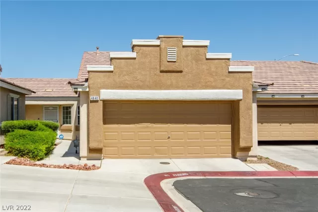 MLS: 2384690 Condo For Sale