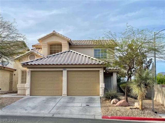 MLS: 2384695 Condo For Sale