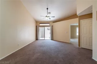 Photo #5: 2384699 Listing 