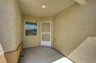 Photo #3: 2384707 Listing 