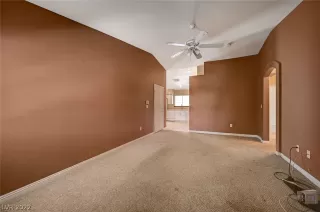 Photo #4: 2384707 Listing 