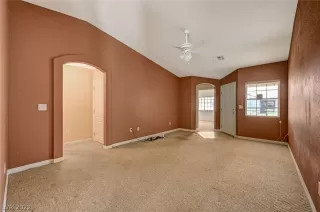 Photo #6: 2384707 Listing 