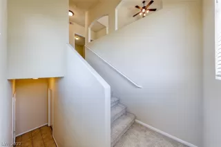 Photo #3: 2384723 Listing