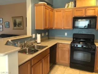 Photo #2: 2384770 Listing 