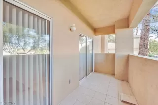 Photo #5: 2384864 Listing 