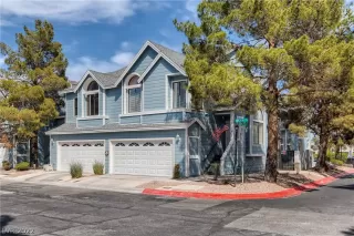 Photo #1: 2384918 Listing