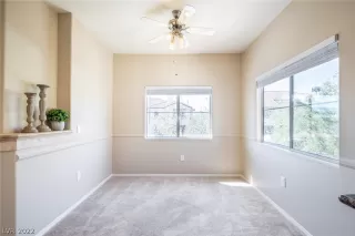 Photo #2: 2384954 Listing