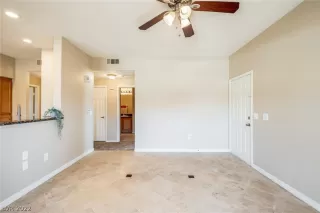 Photo #6: 2384954 Listing