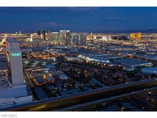 Photo #2: 2384992 Listing 