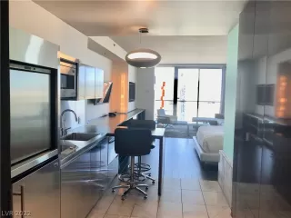 Photo #4: 2384992 Listing 