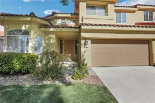 Photo #4: 2385023 Listing