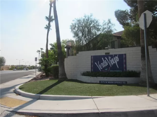 MLS: 2385032 Condo For Sale