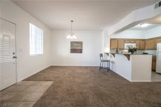 Photo #4: 2385069 Listing 