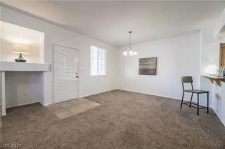 Photo #5: 2385069 Listing 