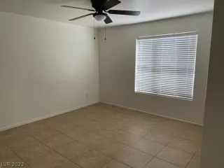 Photo #6: 2385083 Listing 