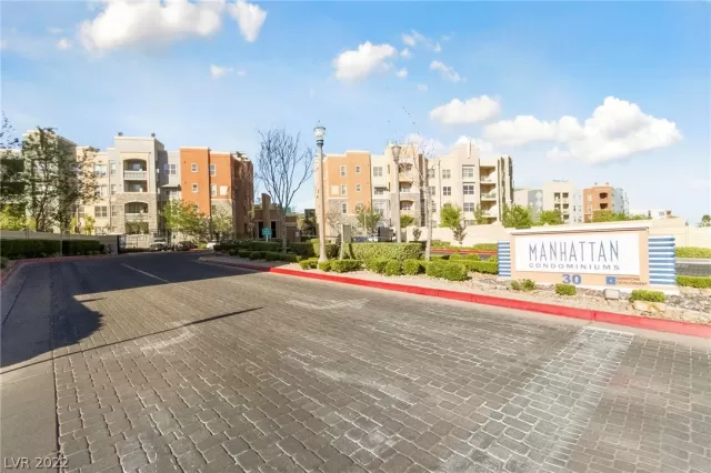 MLS: 2385088 Condo For Sale