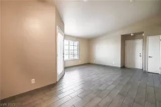 Photo #6: 2385163 Listing 