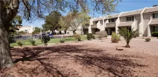 Photo #3: 2385230 Listing