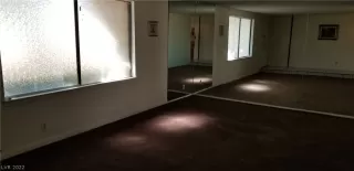 Photo #5: 2385230 Listing