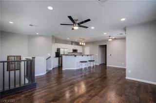 Photo #4: 2385260 Listing 