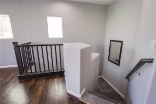 Photo #5: 2385260 Listing 