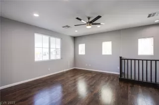 Photo #6: 2385260 Listing 