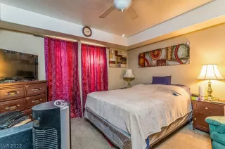 Photo #5: 2385264 Listing