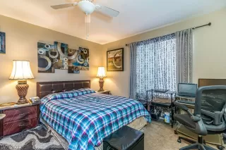 Photo #6: 2385264 Listing