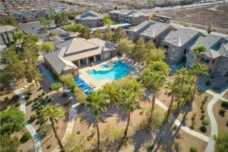 Photo #1: 2385276 Listing