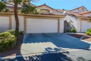 Photo #1: 2385293 Listing 