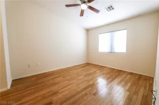 Photo #2: 2385293 Listing 