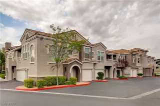 Photo #1: 2385314 Listing 