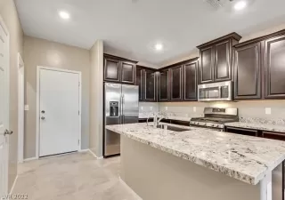 Photo #2: 2385320 Listing 