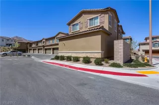 Photo #3: 2385339 Listing 